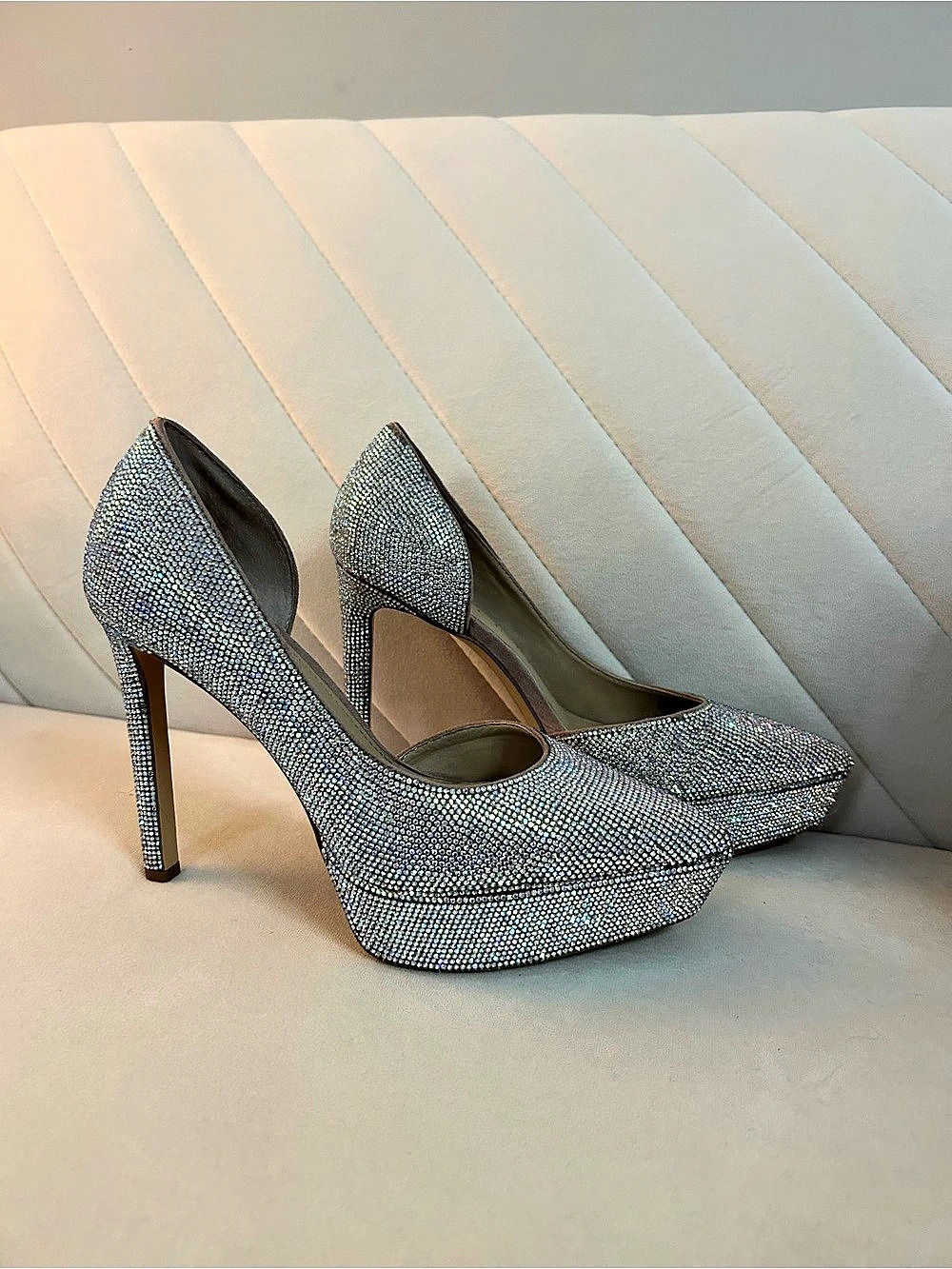 Gianni Bini Silver Platform Heels Like New